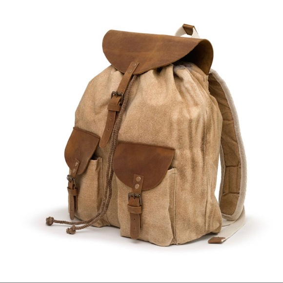 Backpack - Picture 3 of 6